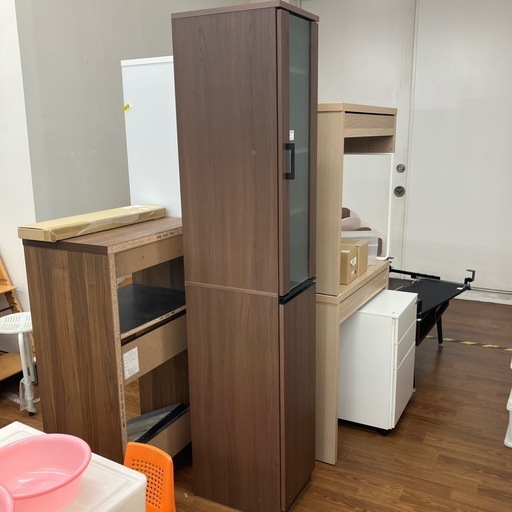 食器棚　スリムタイプ　8,800円