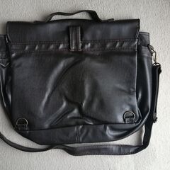 【無料】革製の3wayカバンの画像