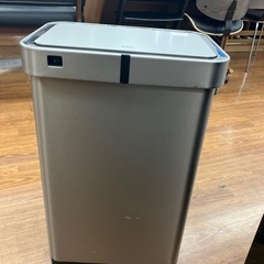 自動開閉式ダストボックス　EKO 7,700円の画像