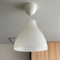 IKEA  天井ライト 2個