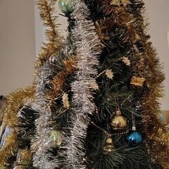 クリスマスツリー＋装飾＋電飾 台座込みで約180cmの画像