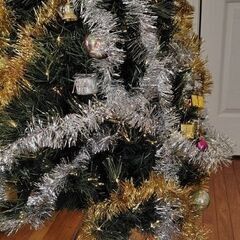 クリスマスツリー＋装飾＋電飾 台座込みで約180cmの画像