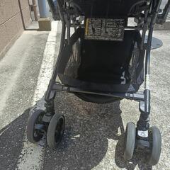 コンビ・メチャカルハンディオート4キャス plus ルチアネイビーベビーカーの画像