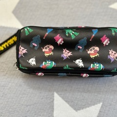 美品　クレヨンしんちゃん　筆箱