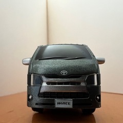 ハイエース200系プルバック式ミニカーの画像