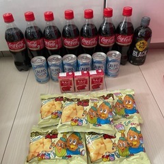 飲み物、お菓子、詰め合わせ　コーヒー、コカコーラ、カルピスソーダ