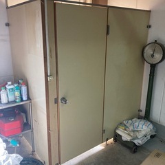 DIYで使用される方にお譲りします　
建築資材　