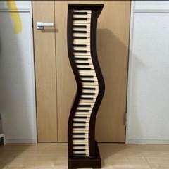 アンティーク風　ピアノ　棚