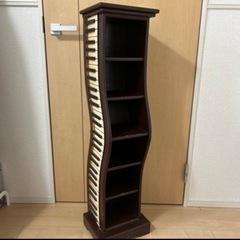 アンティーク風　ピアノ　棚の画像