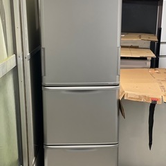 送料・設置込み可　冷蔵庫　350L SHARP 2020年【分解...