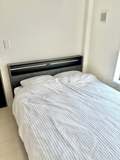 ダブルベッドフレーム