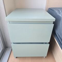 IKEA MALM ナイトスタンド（グリーン）