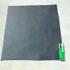 なめし皮　黒　約30ｃｍ✖約30ｃｍ