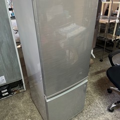 シャープ ノンフロン冷凍冷蔵庫 つけかえどっちもドアタイプ 16...