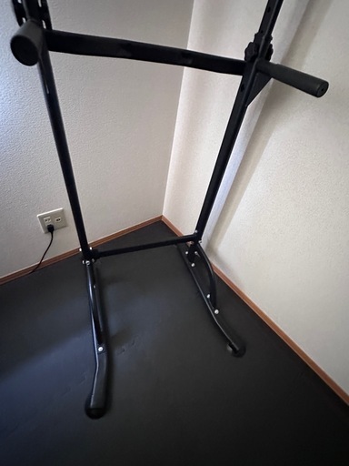 ぶら下がり健康器 懸垂マシン 懸垂 器具 チンニングスタンド