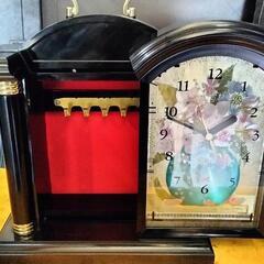 置き時計、掛け時計、キーボックス付時計の画像
