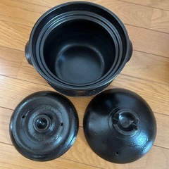 更にお値下げしました！　炊飯用土鍋と土鍋、便利フライパンの画像