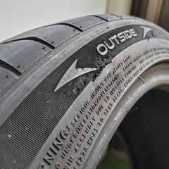 225/40R18 1本のみ 夏タイヤ 予備にどうぞ 6分山 2021年製の画像
