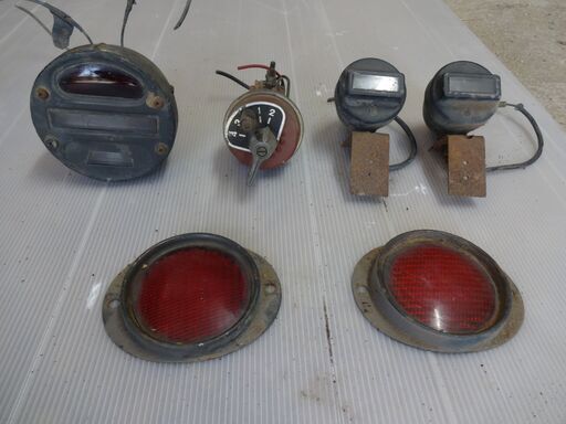 三菱ジープ部品　中古