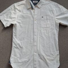 海外製 TOMMY HILFIGER. トミーヒルフィガー. 半袖シャツ２枚の画像