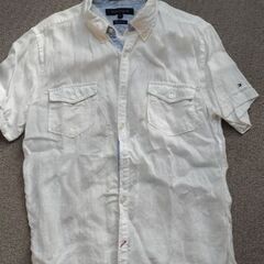 海外製 TOMMY HILFIGER. トミーヒルフィガー. 半袖シャツ２枚の画像