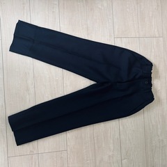 子ども用スーツ140の画像