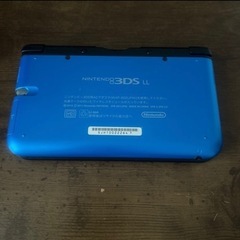 (期間限定お値下げ中)【極美品】Nintendo 3DS LL 本体 ブルー　充電器付きの画像