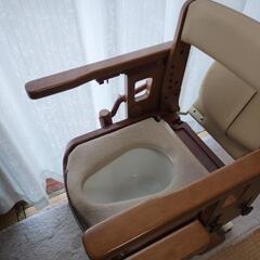 家具調ポータブルトイレ　安寿の画像