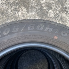 513-5)はめ替え込！205/60R16ワンリ中古4本セット！2022年製 の画像