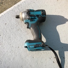 電動インパクトレンチ