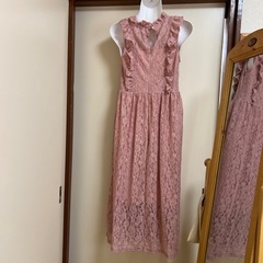 新品未使用　ピンクレースロングワンピースの画像