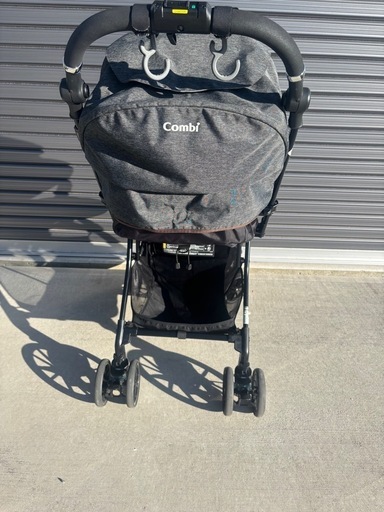 A型ベビーカー　コンビ