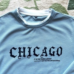 レイヤード風 長袖Tシャツ サックス メンズMサイズ相当の画像