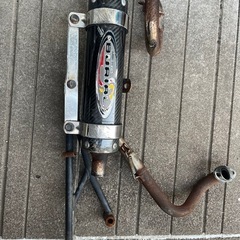 v125   マフラー　ベリアルgpトルネード