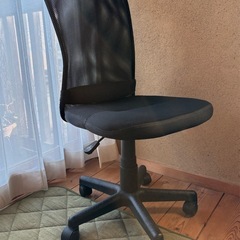 シンプルなオフィスチェア 4脚セット