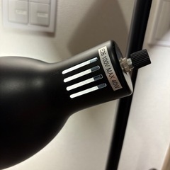 美品◎3灯フロアライト
の画像