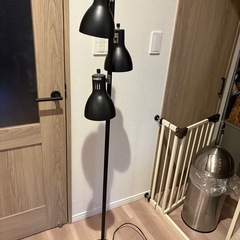 美品◎3灯フロアライト
