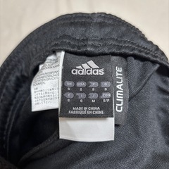 adidasパンツの画像