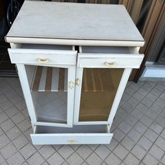 収納家具