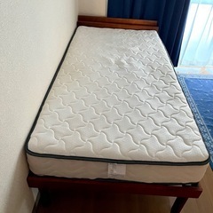 無料でお譲りします シングルベッドの画像