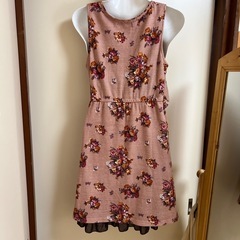 axes femme ワンピースの画像