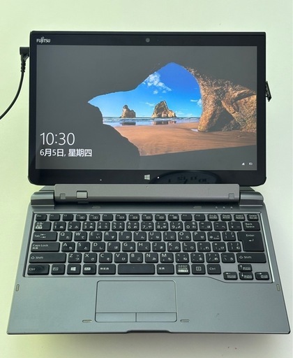スポーツストア ☆激安富士通 ARROWS Tab Q775/K 中国語バージョン高速Core i7 Windowsタブレット本体