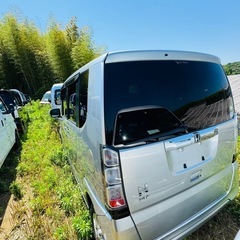 NーBOX 4wdの画像