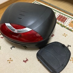 giviトップケース42ℓ