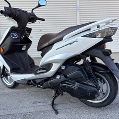 ⭐️3型シグナスX.125⭐️プラグなど新品交換❗️オイルも交換済みで快調です⭐️125cc原付2種オートバイ⭐️の画像