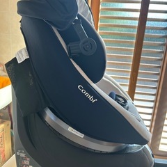 combi チャイルドシートの画像