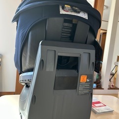 combi チャイルドシートの画像