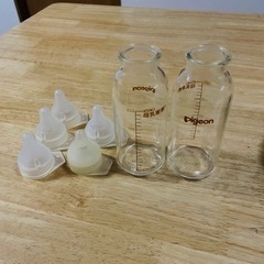 ピジョン母乳実感ガラス哺乳瓶