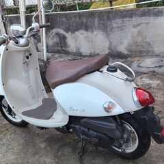 ⭐ヤマハビーノFI　SA37J　白　1台あれば便利なヤマハのおしゃれバイク　インジェクションモデル　原付バイクの画像