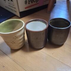 レトロな湯呑の画像